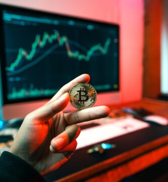 Kryptovaluuttojen Analyysit: Rakenteellinen Katsaus Vuonna 2026