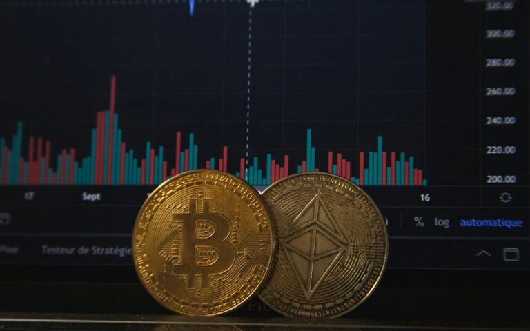 Kryptovaluuttojen Analyysit: Ymmärrä Markkinoiden Liikkeitä
